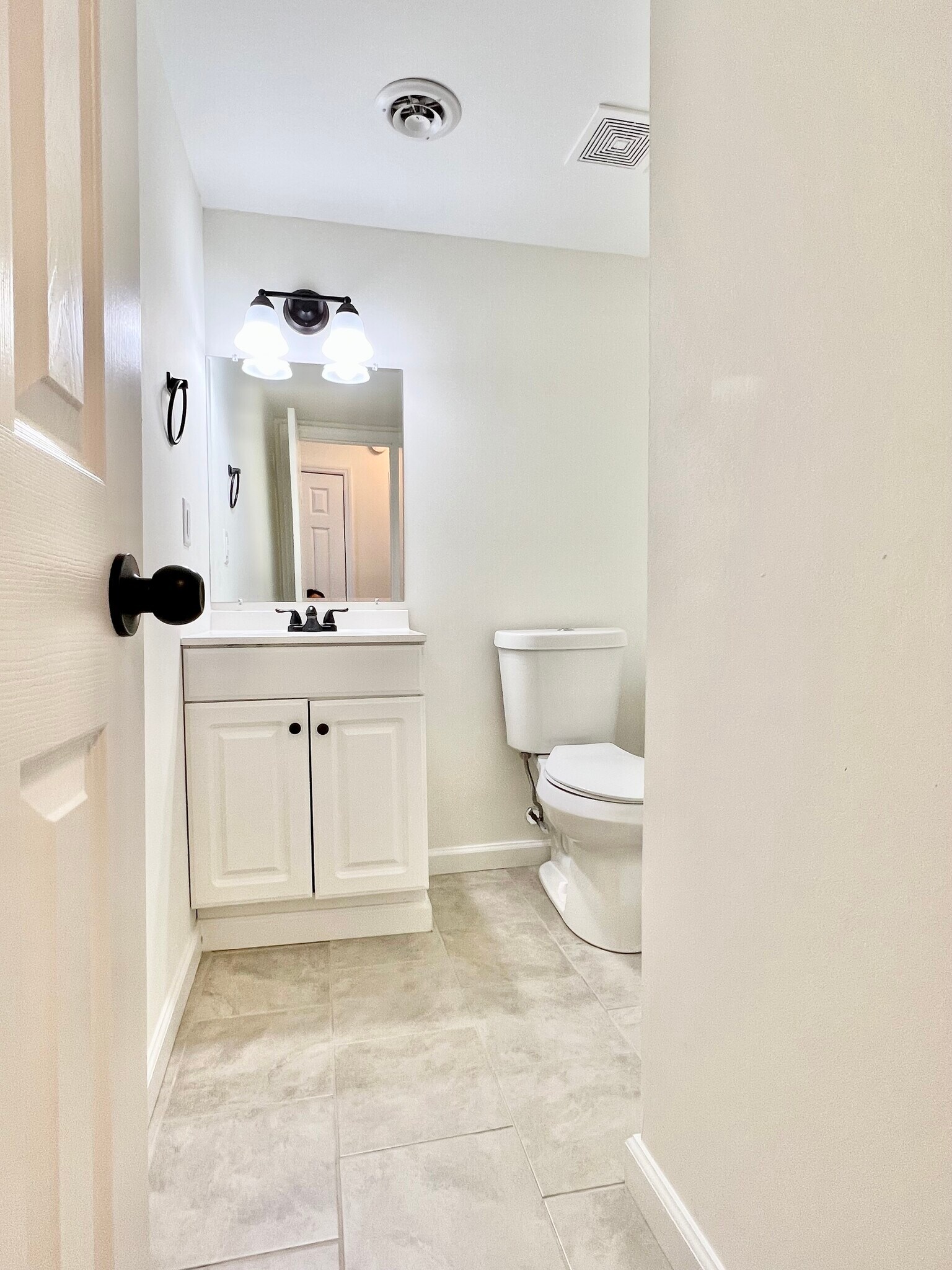 Powder Bathroom - 272 Fleming Rd