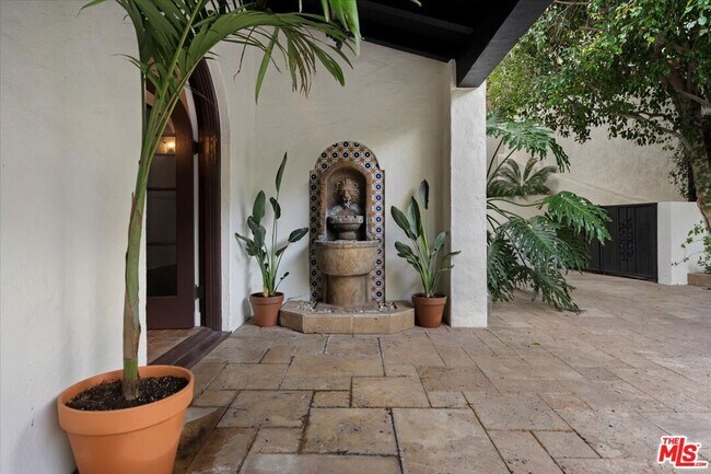 Building Photo - 1901 El Cerrito Pl