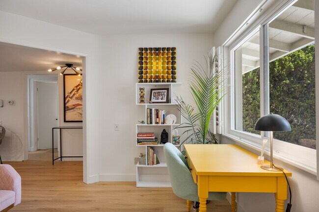 Office - 11411 Dona Pegita Dr