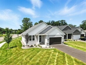 Building Photo - 13104 Ghia Ct NE