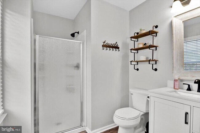 Building Photo - 388 Sapling Way