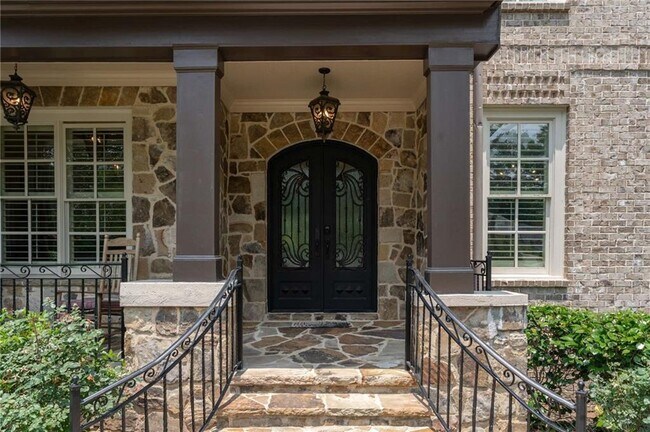 Building Photo - 6552 Long Acres Dr