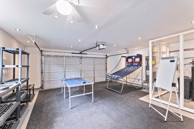 Building Photo - 303 Watts Ln