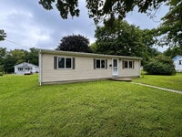 Building Photo - 3 Bedroom Apartment in Mount Morris – Available August 15th ,2026