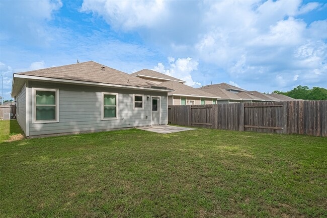 Building Photo - 24742 Russet Bluff Trl