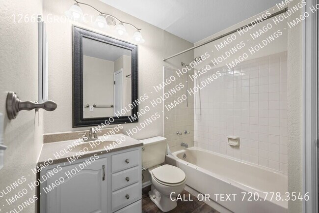 Building Photo - 12665 Grove Ct