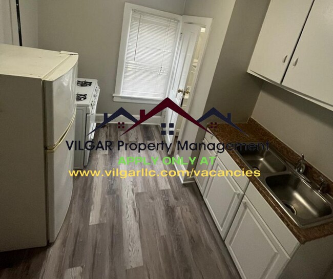 Primary Photo - 707 Linwood Ave