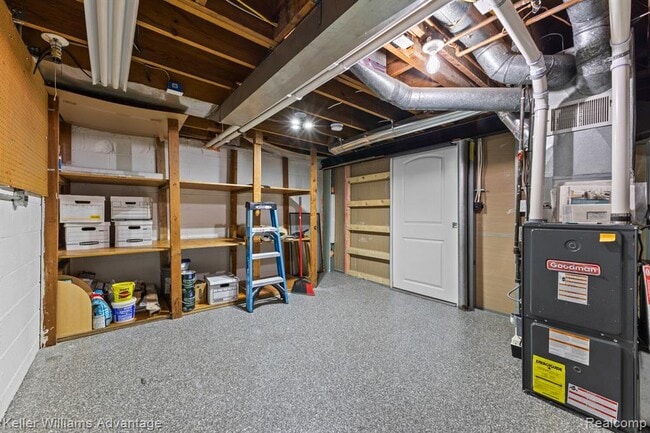 Building Photo - 4516 Robinwood Ave