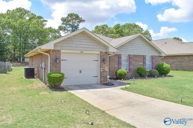 Building Photo - 226 Fields Pond Dr