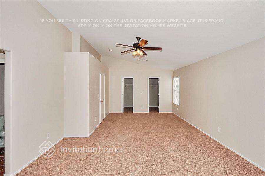 Building Photo - 1405 Dream Bridge Dr