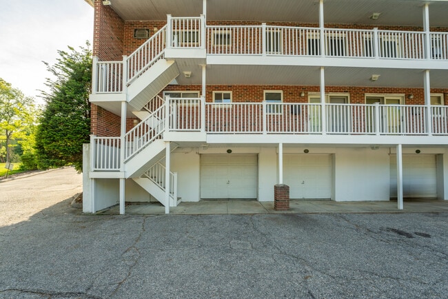 Building Photo - 1538 CT-12