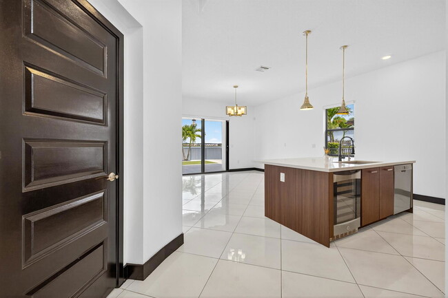 Building Photo - Northwest 88th Avenue, Miami Lakes, FL 33018 - 4 BR 3.5 BA single-family home