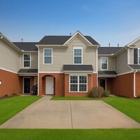 Building Photo - Townhome in the Kellam District