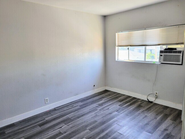 Building Photo - 3741 52nd St