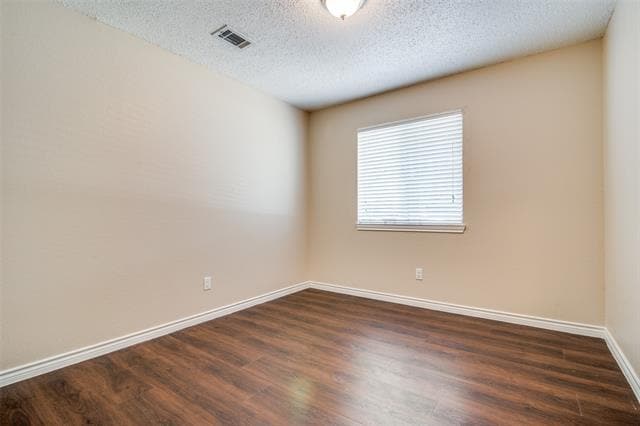 Building Photo - 1802 Elm Creek Dr