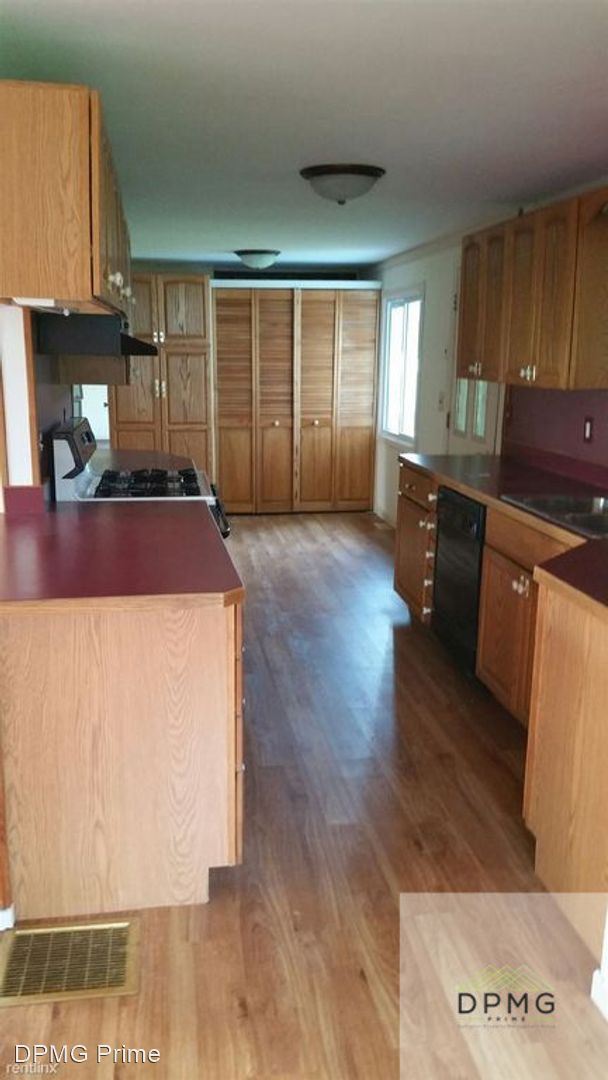 Building Photo - 3 br, 2 bath House - 8085 Pettit Road