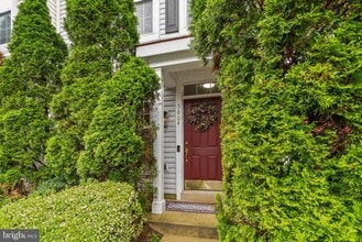 Building Photo - 5804 Summers Grove Rd