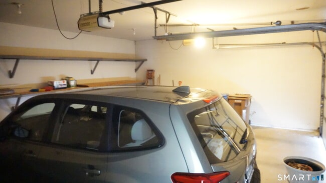 Building Photo - 328 Navajo Loop