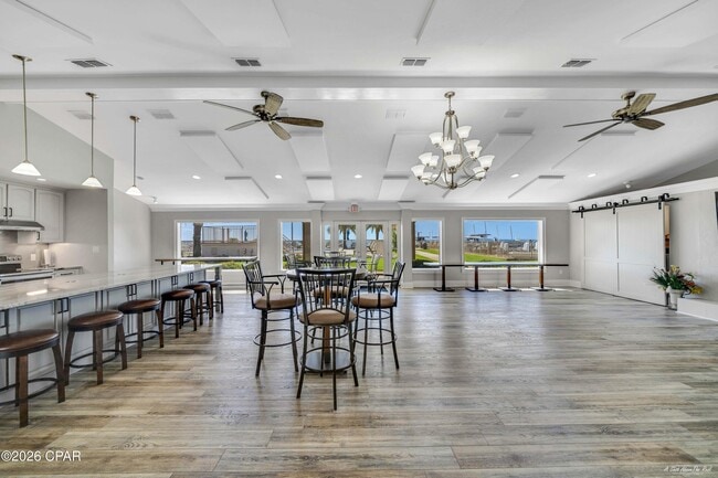Building Photo - 2100 W Beach Dr