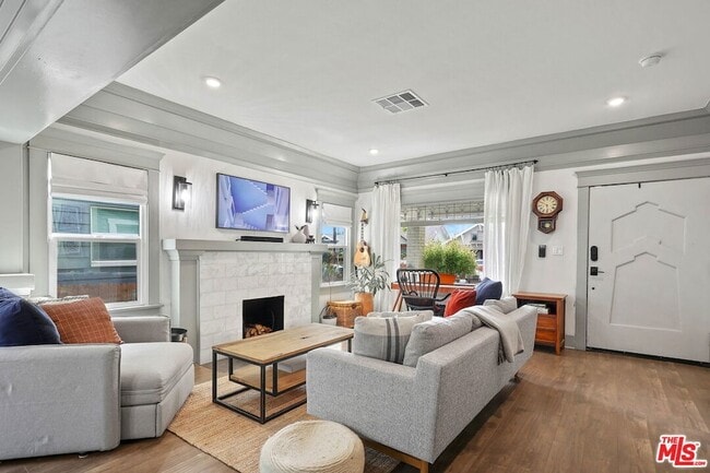 Building Photo - 3878 S Harvard Blvd