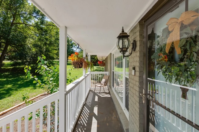 Building Photo - 4417 Saunders Ave