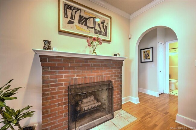 Building Photo - 500 Prospect St