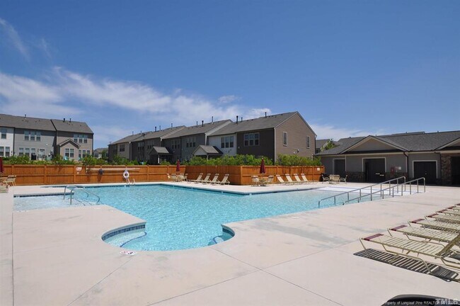 Building Photo - 209 Brier Crossings Loop