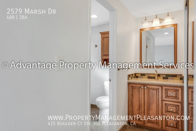 Building Photo - 2579 Marsh Dr