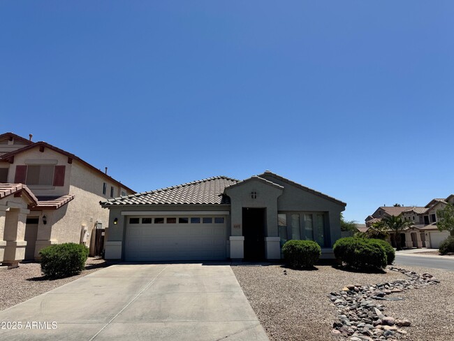 Primary Photo - 44879 W Desert Garden Rd