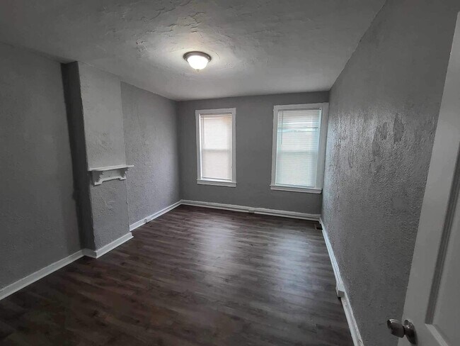 Building Photo - 1350 Carroll St
