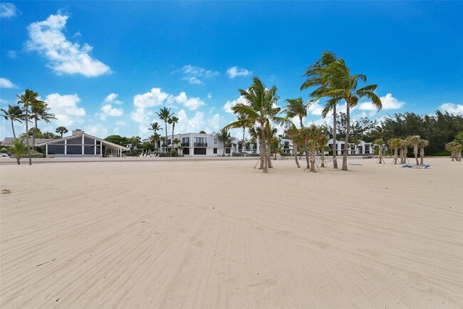 Building Photo - 1630 S Ocean Ln