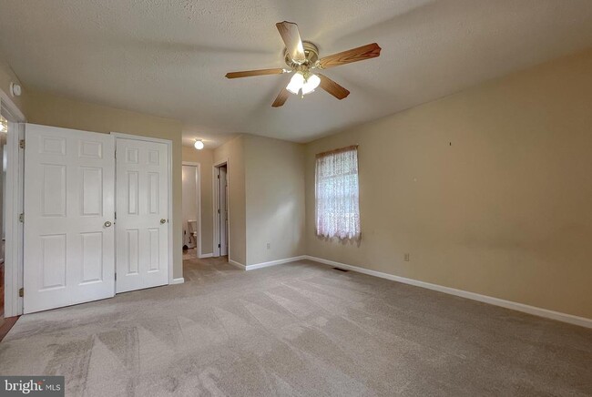 Building Photo - 109 Morris Dr