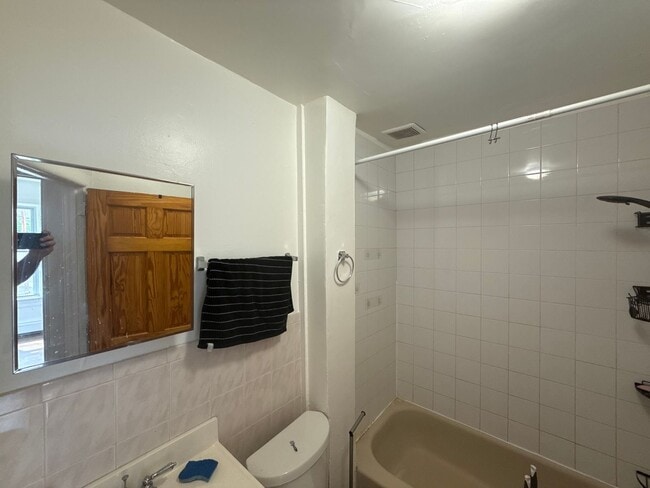 Building Photo - 97 S Montgomery St