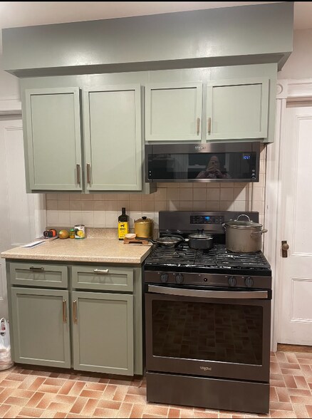 Building Photo - 85 Milk St