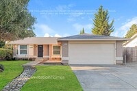 Building Photo - 568 Silverado Cir