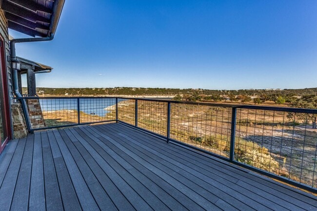 Building Photo - 2217 Seabiscuit Cv