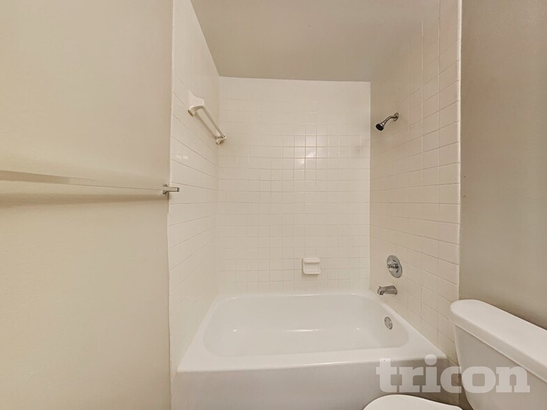 Building Photo - 4514 Cabbage Palm Dr