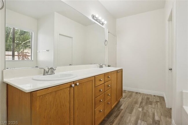 Building Photo - 5433 Overlook Valley St