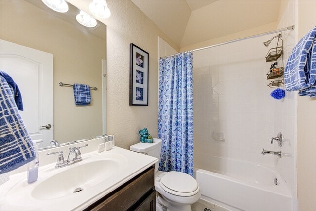 Building Photo - 1111 Vivid Cres Ct