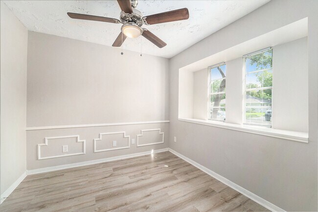 Building Photo - 23235 Earlmist Dr