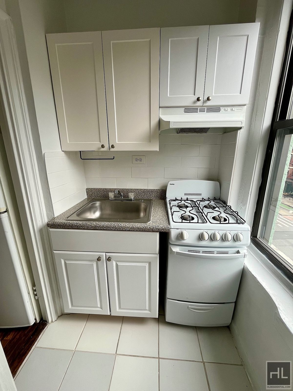 Building Photo - East 58TH ST