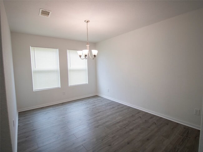 Building Photo - 2314 Zephyr Ln