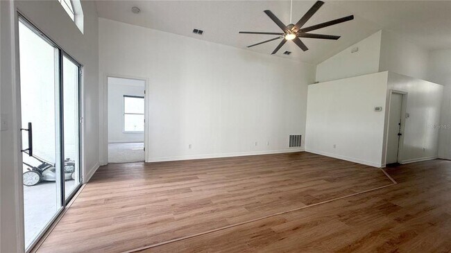 Building Photo - 13427 Heron Cove Dr