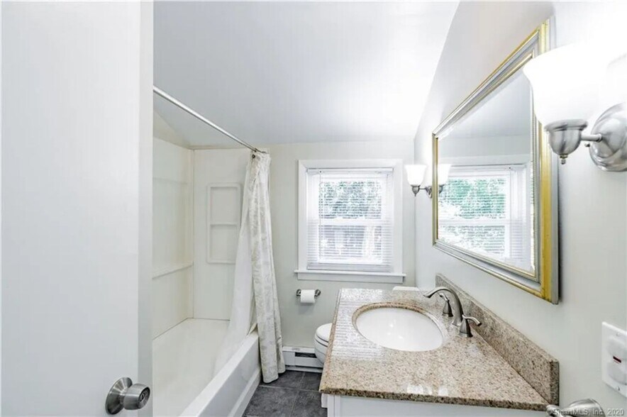 Building Photo - 34 Gordon Ave