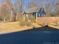 Building Photo - 120 Celia Dr