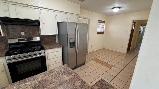 Building Photo - 2514 Rodney St