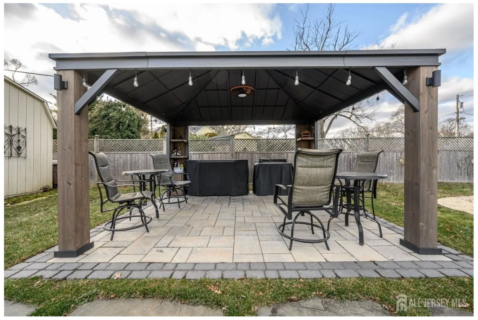 Building Photo - 12 Davison Rd