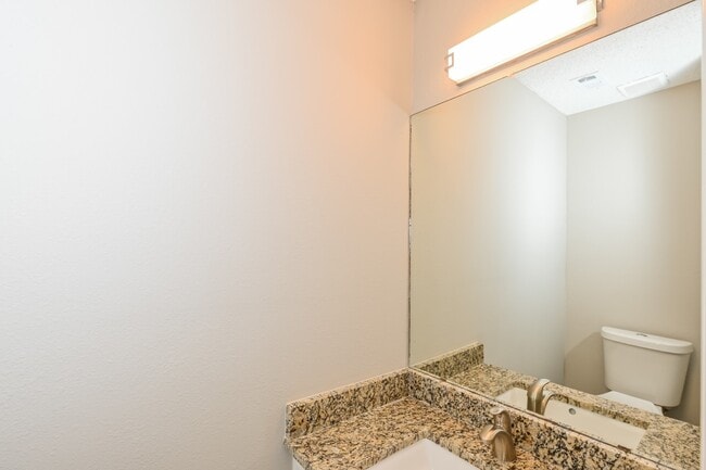 Building Photo - 2017 Spinnaker Dr