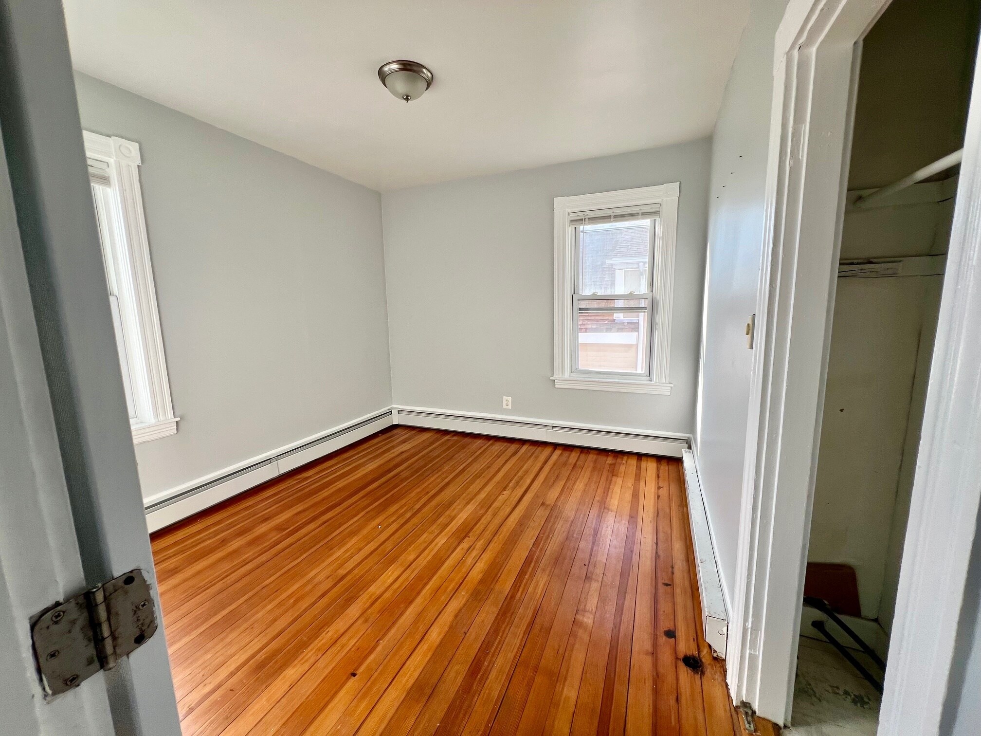 Building Photo - 31 Holman St