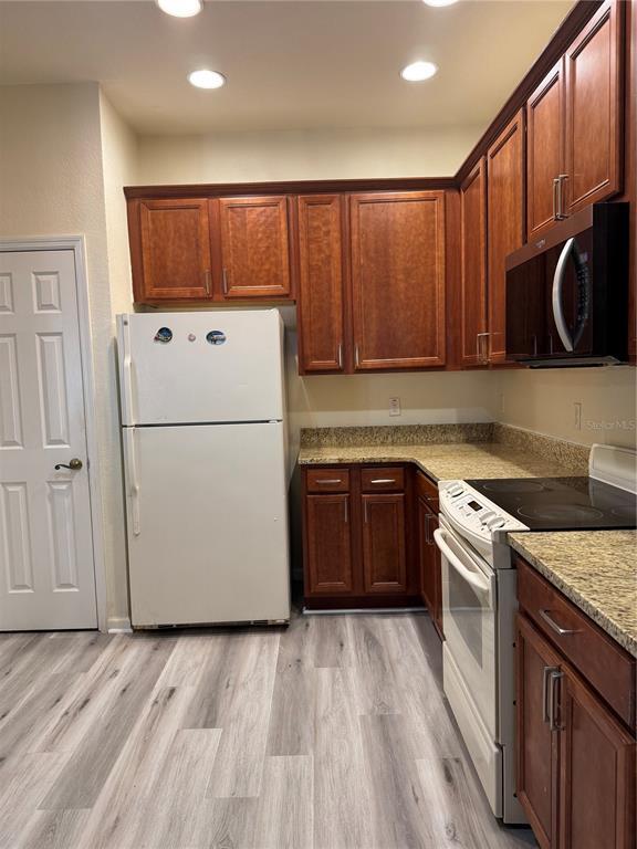 Building Photo - 3025 Greystone Loop